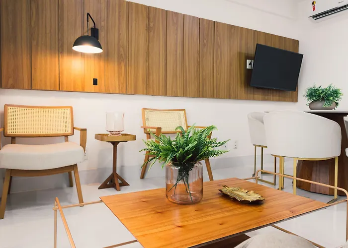 Ramada Hotel & Suites Campos Pelinca